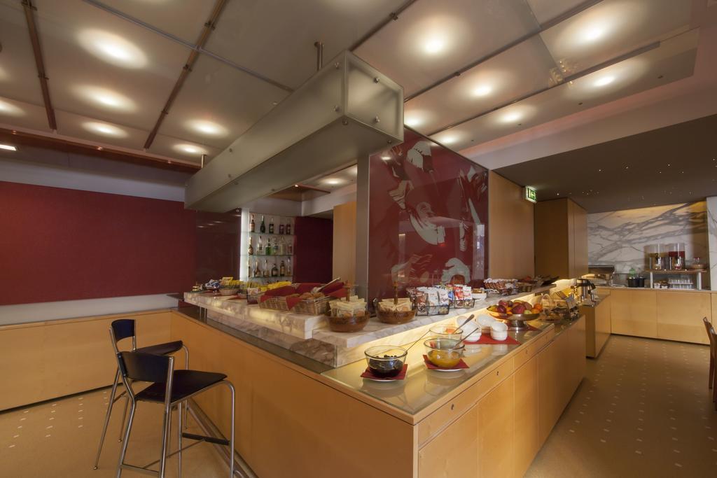 Ariosto Hotel Milan Exterior photo
